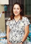 Grisela Villa de Torres fue festejada con un convivio, por el próximo nacimiento de su bebé.
