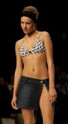 Diseñador: PPQ
Moda presentada en Londres.