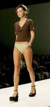 Diseñador: Ronit Zilkha.
Moda presentada en Londres