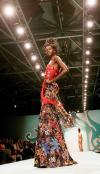 Diseñadora: Ashley Isham.
Moda presentada en Londres.