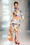 Parte de la colección de Primavera-Verano 2006 de Laura Biagiotti.