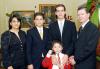 Lizeth Silva, Rodrigo Mendoza, Octavio Mendoza, César Mendoza y Ricardo Mendoza, captados en reciente boda.