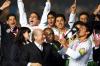 Ante 39 mil espectadores reunidos en el Estadio Nacional de Lima, el goleador Carlos Vela abrió el marcador con una palomita a los 31 minutos, y dos minutos después Omar Esparza estiró la diferencia con un remate cruzado al palo derecho del arco brasileño.
