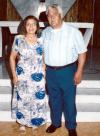 Sr. Fernando Escamilla Velázquez y Sra.María Estela Vega de Escamilla celebraron 40 años de casados el pasado 26 de septiembre.