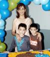 Carlos y Antonio Mijares López festejaron sus respectivos cumpleaños, con una divertida reunión infantil que les organizó su mamá, Claudia López de Mijares