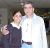07 de noviembre 2005
Juan Guillermo Usue llegó procedente de Colombia y fue recibido por sus amistades.