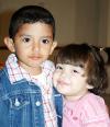 Bryan Alejandro y Andrea Marín en un convivio infantil.
