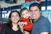 Elizabeth de Ambriz y Héctor Ambriz le ofrecieron un alegre convivio a su hijito Héctor Ambriz López por su primer año de vida.