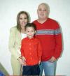 Hannan Sofía Rauda Torres junto a su papá Daniel Rauda Abusamra el día que cumplió un año de vida.