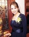 28 de noviembre 2005
Virginia Castillo Mendoza disfrutó de una linda fiesta de despedida de soltera