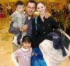 ni_031222005_2
 Betty de Gawi con sus niños Ramzi y Nour.