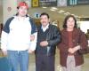 vi_23122005_2 
Juan de Dios y Rosario Rodríguez viajaron a Puebla, los despidió Fernando Rodríguez.
