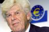 JULIO
El ex presidente del Banco Central Europeo (BCE), el holandés Wim Duisenberg, fue hallado muerto en una casa de campo en la localidad francesa de Faucon, informó la Policía, que no precisó las causas del fallecimiento.

Duisenberg, quien fue el primer presidente del Banco Central Europeo (BCE), entre mayo de 1998 y otoño de 2003, y fue relevado por el francés Jean-Claude Trichet, encabezó la introducción del euro como moneda común de la Unión Europea.