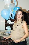 ma_02012006_0
Con motivo del próximo nacimiento de su primer bebé, Sandra Montoya de Hinojosa disfrutó de una fiesta de canastilla.