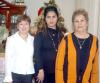 ma_07012006_0 
Isolda de López Padilla y María Inés López de Valdez, le ofrecieron una fiesta de canastilla a Angélica de Amezcua, en honor al bebé que espera.