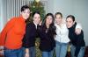 ch_19012006 
 Por su cercano enlace, Cinthia González Delgado fue despedida por Diana Barrios, Maru Campos, Marcela Romo e Itzel Alonso.