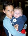 ni_22012006 
 Perla Vargas Padilla con su hijo Flavio