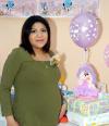 ma_22012006 
 Tania Marcela Villegas de Flores en la fiesta de canastilla que le ofrecieron por el futuro nacimiento de su primera bebé