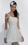 La modelo luce un diseño de John Galliano