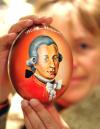 Mozart, quien deslumbró a las cortes europeas con su brillantez como niño pianista y comenzó a componer cuando apenas tenía cinco años de edad, escapó a Viena cuando era un joven de 20 años después de sentir que el provincialismo de Salzburgo estaba limitando su estilo.