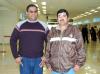 vi_04022006 
Cornelio García viajó con destino a Tijuana, lo despidió José Cruz..