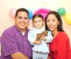 ni_12022006 
Mariana Isabel Barraza Salazar festejó su tercer cumpleaños con una alegre fiesta organizada por Luis Carlos Barraza e Isabel A. Salazar.