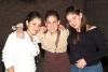 ch_12022006 
Vicky, María Fernanda y Paulina Pastrana.