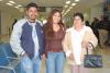 vi_17022006 
Joel Meza y Rosalba Meza viajaron con destino a la Ciudad de México.