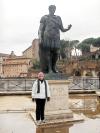 D-Paola Limones en su más reciente visita a  la ciudad de Roma, Italia.
