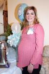 ma_09032006 
Érika  González de Ramos espera el nacimiento de su segundo bebé, motivo por el que le fue organizada una fiesta de canastilla.
