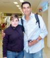 vi_28032006
Alejandro Quiroz viajó a México y lo despidió Luciana Ito.