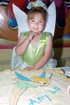 ni_09042006  La pequeña Anilu Reza Pérez Gavilán, cumplio 6 años de vida y los celebró con un algre convivio infantil