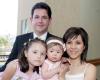 va_09042006 
 Alberto Castilla y Martha Monárrez de Castilla, con sus hijas Natalia y Sofía