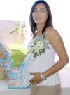 07052006
Con motivo de la próxima llegada de su bebé, Martha Patricia Luna de García recibió bonitos regalos en su fiesta de canastilla.