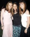 18052006 
Caty Ranson, Karin Valles y Nicole.
