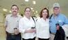 22052006
Bernabé y Rita Iruzubieta, Jorge y Patricia de Anda viajaron al DF.