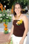 12062006 
Una despedida de soltera disfrutó Karina Morales Villarrea.