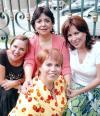 14062006 
Bety de Prtiz junto a Cecilia de Murra, Linda García y Lupíta de Estrada