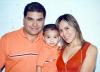 22062006 
José Pablo Ramírez Armas, el día que cumplió dos años de vida con sus papás, Alejandro y Susy Ramírez.