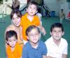 25062006 
Cathy de Valdés en compañía de sus hijos Héctor, Patricio, Alejandro y Fernando.