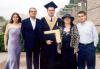25062006 
Pablo Ernesto Machuca Samaniego, el día de su graduación de Ingeniero en Sistemas, acompañado por su familia.