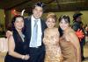 28062006 
Gaby, Antonio, Perla y Patricia Anaya.