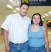 28062006 
Ariana y Samuel García y Rosa Luna viajaron a Puerto Vallarta, los despidió Valeria García.