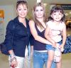 29062006 
Maribel Rangel, Norma León y Michelle Sobrino viajaron a la Ciudad de México.