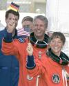 Además de llevar alrededor de dos toneladas de avituallamiento y un nuevo tripulante para la EEI, el astronauta alemán Thomas Reiter, la misión STS-121 del 'Discovery' tiene previsto poner a prueba las modificaciones que se han hecho en la nave a un costo de mil 300 millones de dólares.