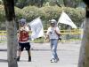 Testigos detallaron que estudiantes del Instituto Nacional Francisco Morazán (Inframen) marchaban hacia la estatal Universidad de El Salvador (UES) cuando fueron dispersados por la Policía.