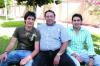 02082006
Francisco Campa con sus hijos Mauricio y Rodrigo Campa Cruz.