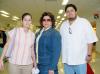 18082006 
Raúl Blackaller, Marilú de Blackaller y Nelly Blackaller llegaron a Torreón procedentes de Costa Rica.