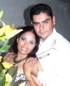 20082006 

Tere Reyes junto a su futuro marido, David Alvarado.