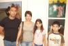 27082006
Alejandro Marroquín y Alejandra de Marroquín, con sus hijas Mariana y María Alejandra.